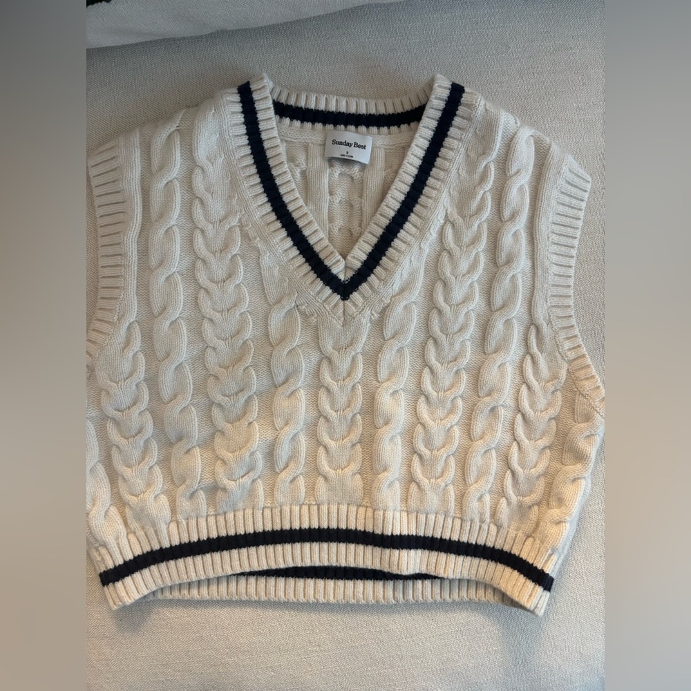 Sunday Best V-Neck Cable Knit Sweater Vest - Cream and Black